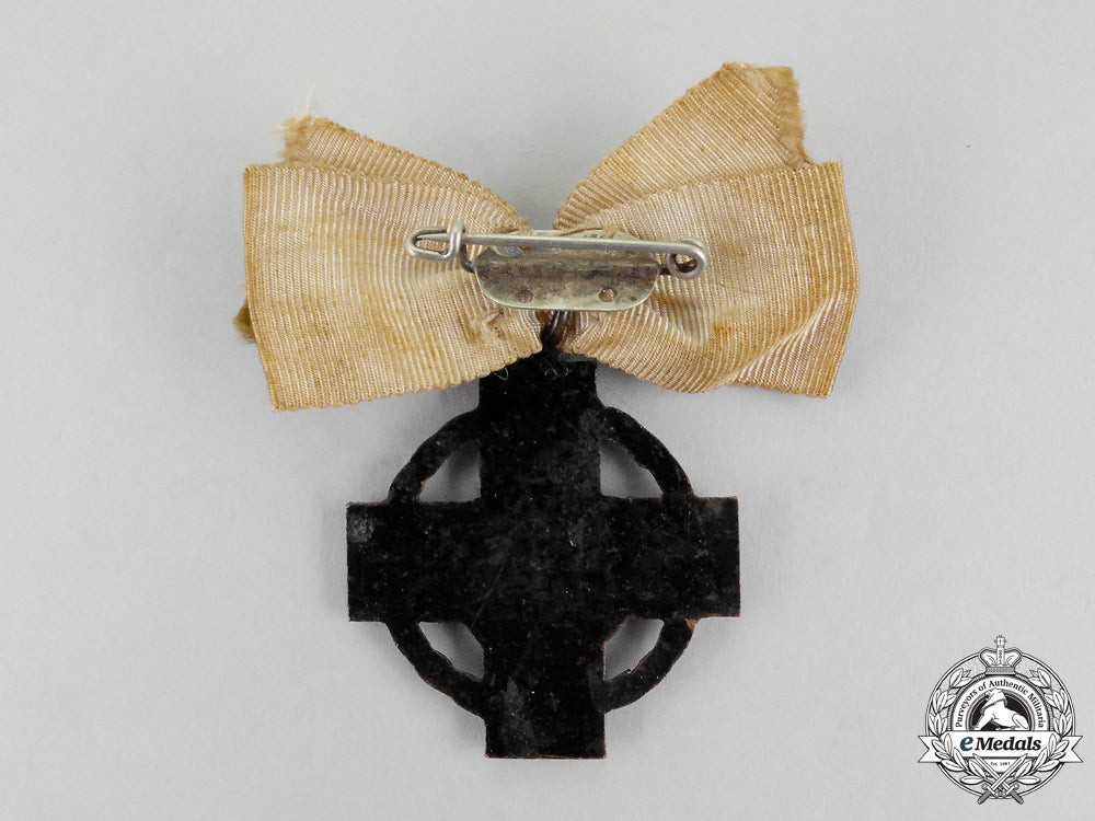 a_cross_of_the_fatherland_ladies_of_the_red_cross1866-1926_l_941_1