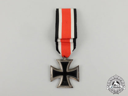 an_iron_cross1939_second_class_m17-000083