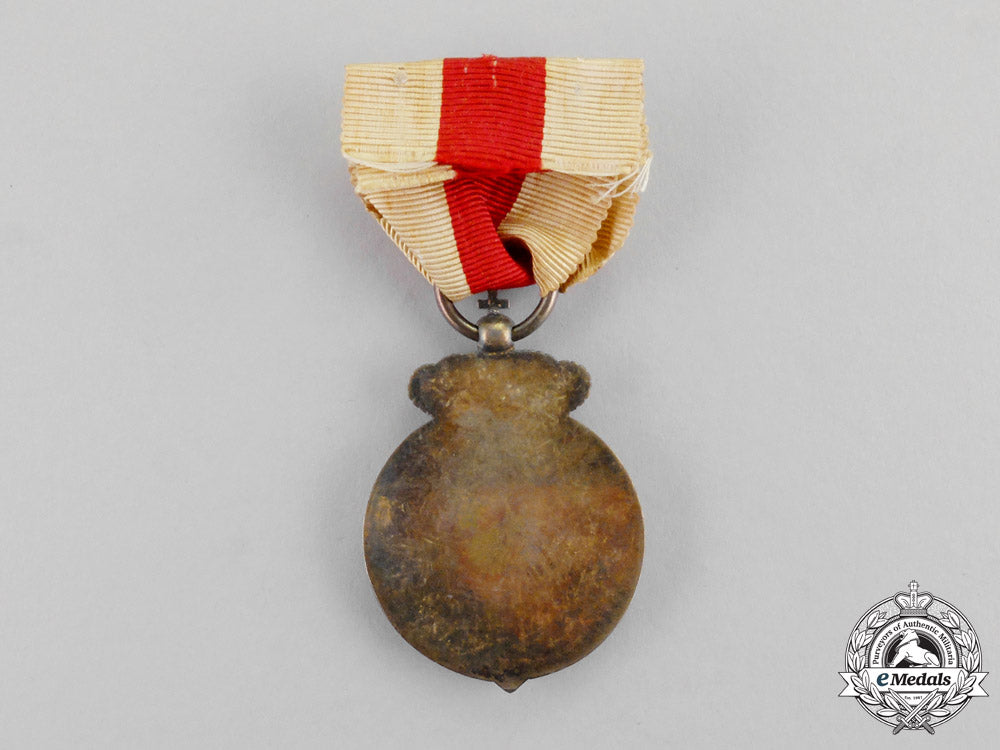 spain._an_order_of_the_red_cross,_second_class_medal_c.1929_m17-000159