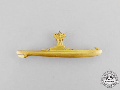 italy,_kindgdom._a_submariner's_badge,_c.1942_m17-1070