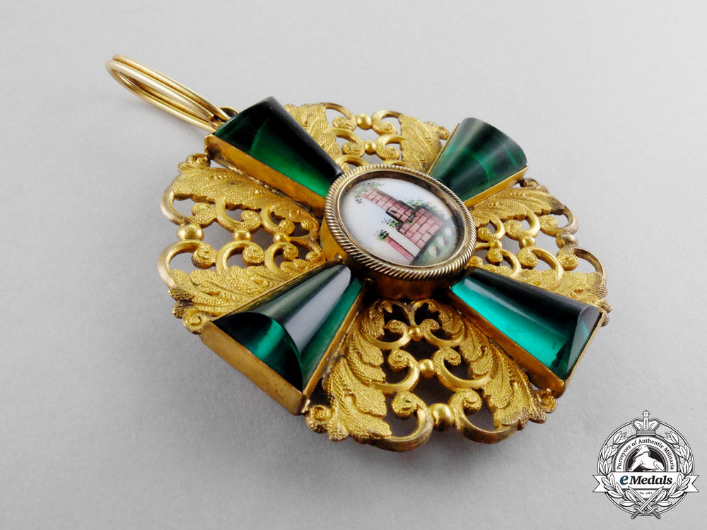 baden._an_order_of_the_zähringer_lion_in_gold,1_st_class_grand_cross,_c.1900_m17-1229