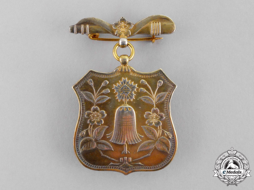 japan._a_iwate_prefecture_fire_brigade_association_honorary_member_badge,_cased_and_boxed_m17-1261
