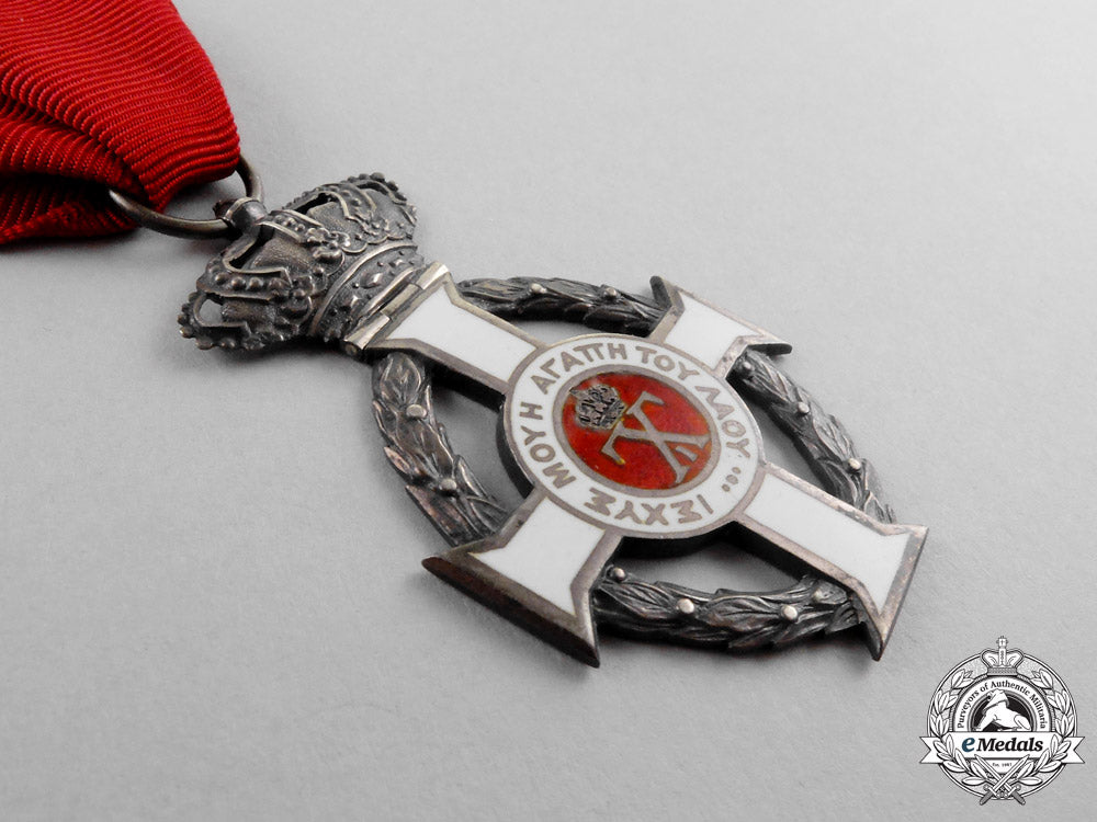 greece._a_royal_order_of_george_i,_knight's_badge,_c.1918_m17-1340