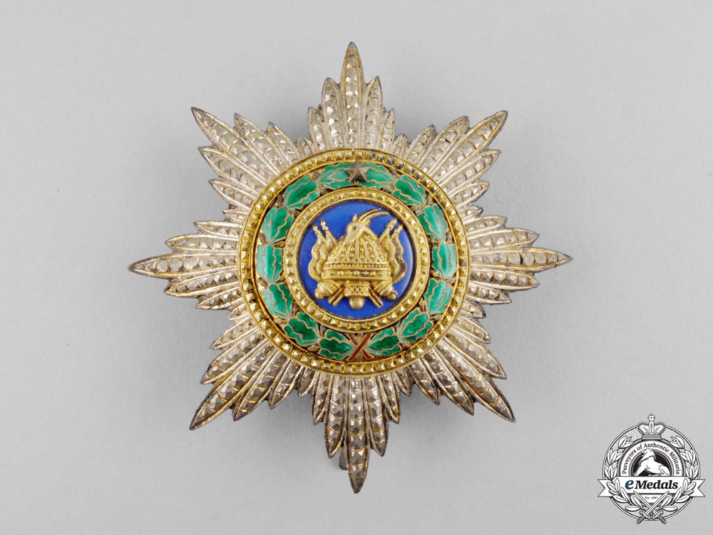 albania,_italian_protectorate._an_order_of_scanderbeg,_grand_officer,_c.1940_m17-1409