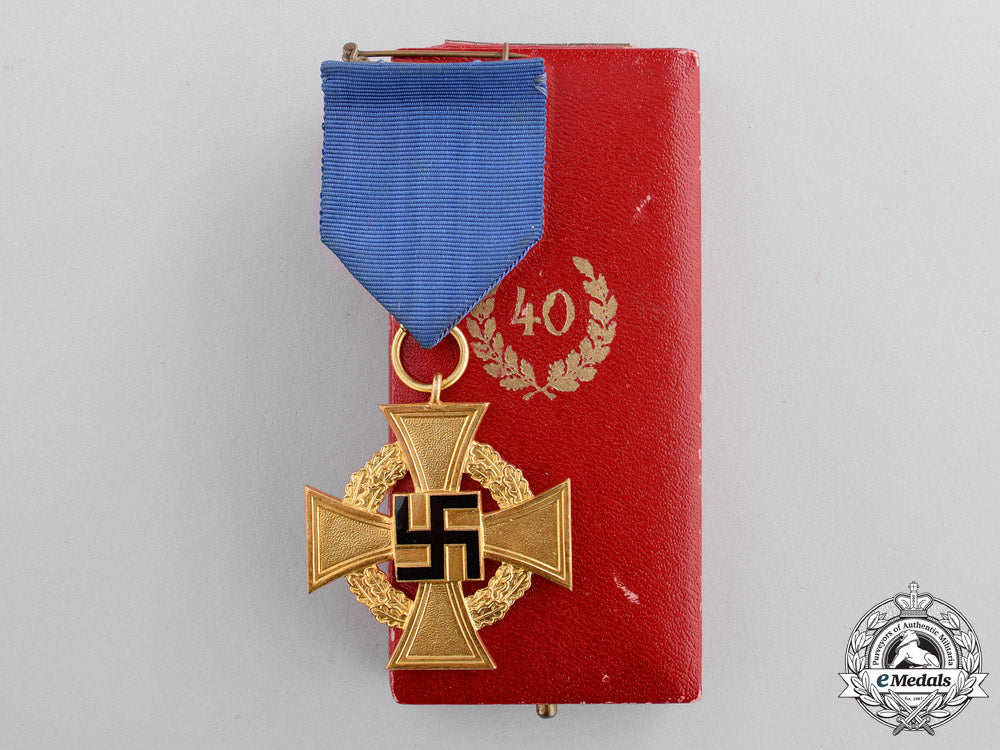 germany._a_cased40-_year_civil_faithful_service_cross_by_deschler&_sohn_m17-1432