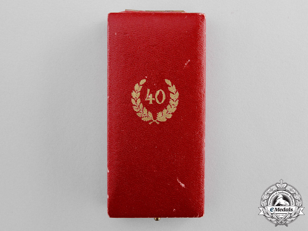 germany._a_cased40-_year_civil_faithful_service_cross_by_deschler&_sohn_m17-1438