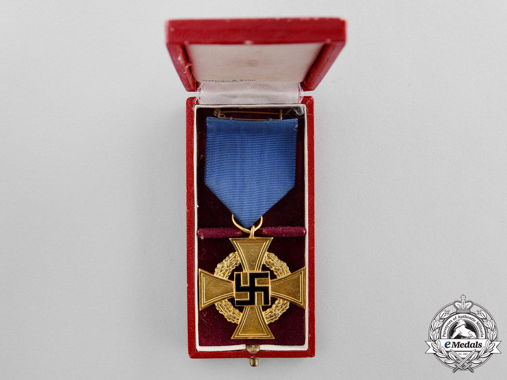 germany._a_cased40-_year_civil_faithful_service_cross_by_deschler&_sohn_m17-1439