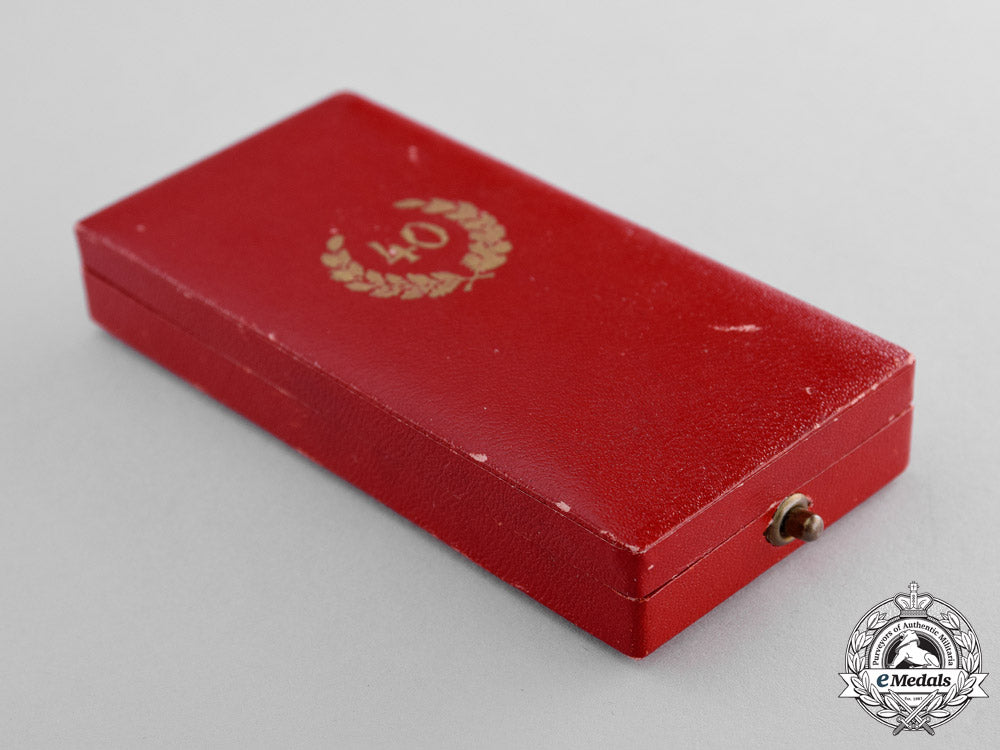 germany._a_cased40-_year_civil_faithful_service_cross_by_deschler&_sohn_m17-1440