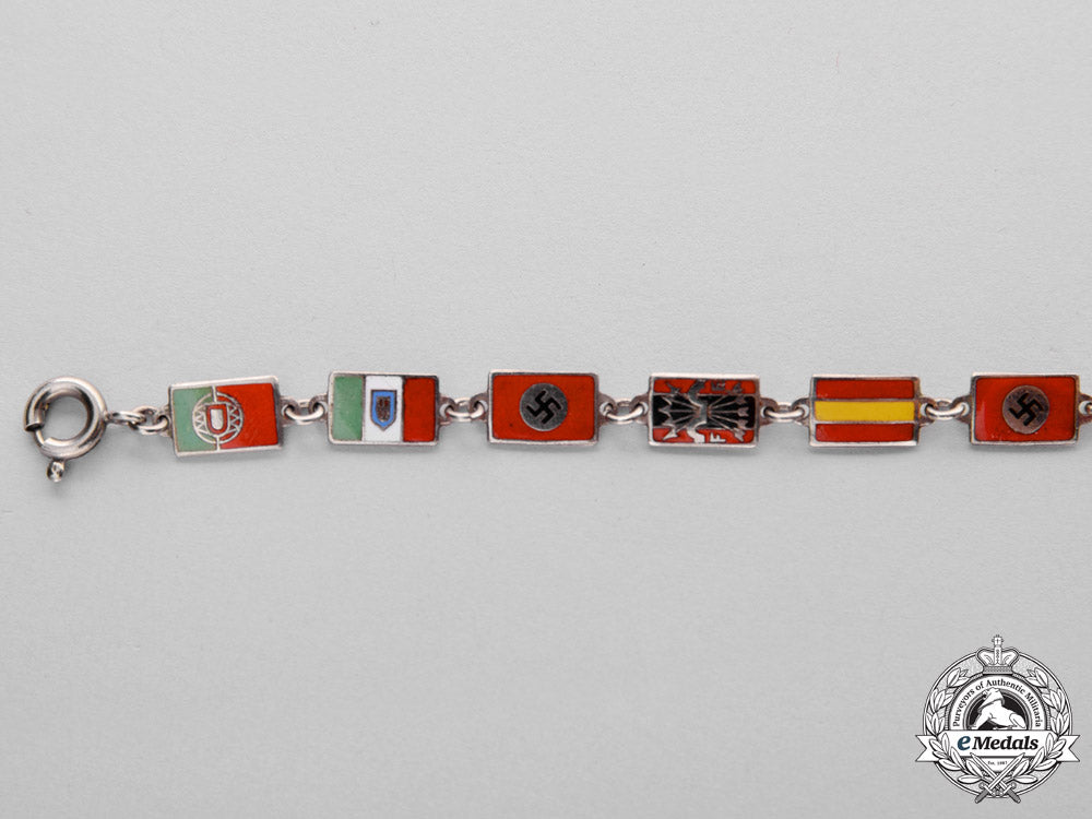 spain._a_fascist_multi-_national_alliance_ladies_bracelet_m17-1455
