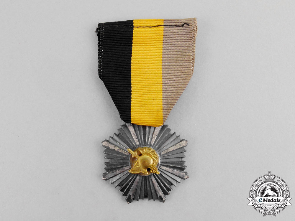 united_states._five_military_badges_m17-1637
