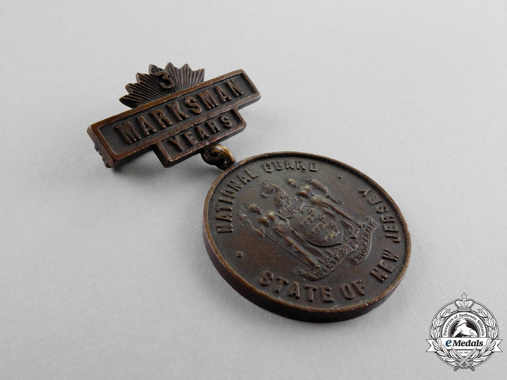 united_states._a_lot_of_four_military_shooting_awards_m17-1837_2_1_1_1_1_1_1_1