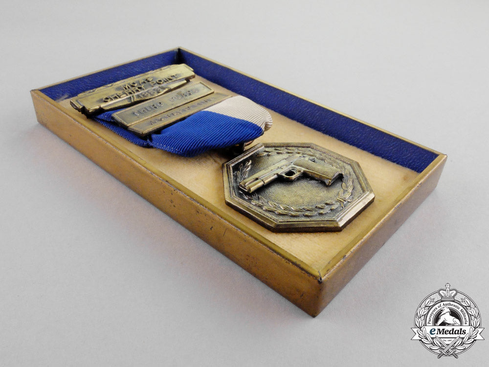 united_states._a_lot_of_four_military_shooting_awards_m17-1843_2_1_1_1_1_1_1_1