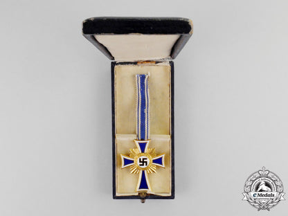germany._a_mint_gold_grade_mother’s_cross_by_ziemer&_söhne_with_case_m17-2087