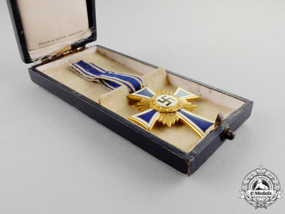 germany._a_mint_gold_grade_mother’s_cross_by_ziemer&_söhne_with_case_m17-2088
