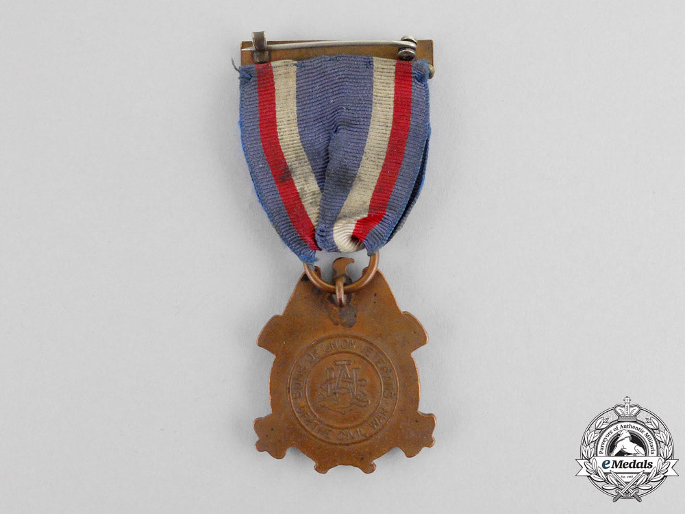 united_states._a_sons_of_union_veterans_of_the_civil_war_membership_badge_m17-2232