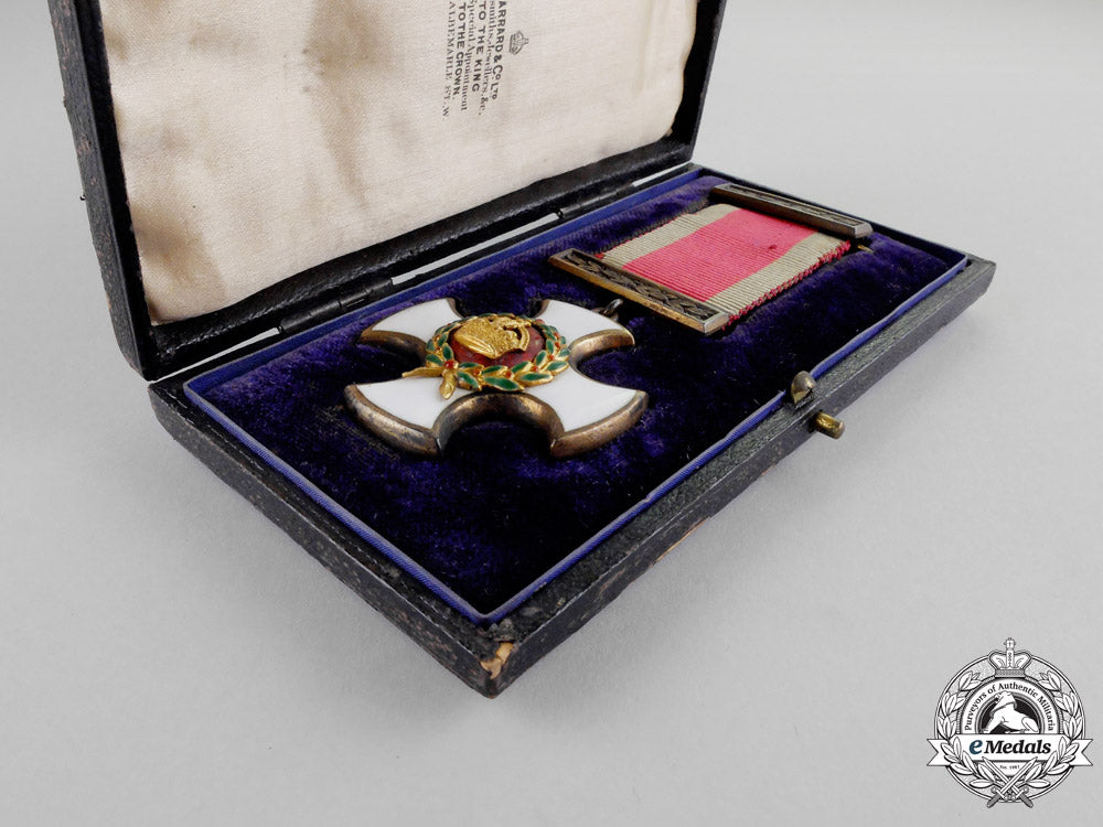 united_kingdom._a_george_v.r._distinguished_service_order_in_case_m17-2272