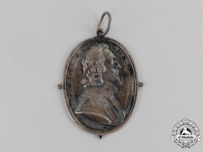 united_kingdom._a_charles_i_royalist_badge&_miniature,_c.1649_m17-2317