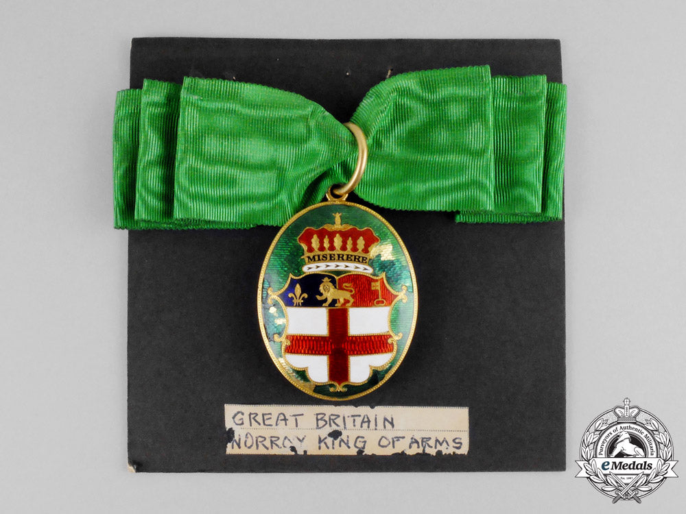 united_kingdom._a_scarce_norroy_king_of_arms_collar_badge,_c.1815_m17-2505