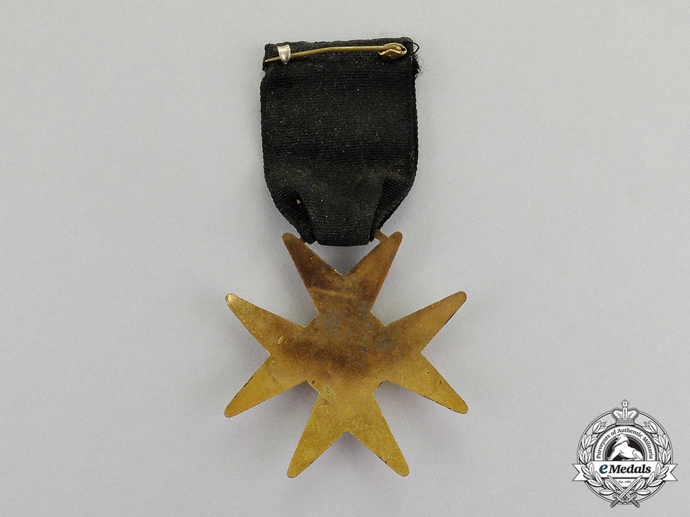 united_states._a_lot_of_seven_insignia_m17-2595