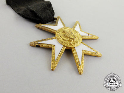 united_states._a_lot_of_seven_insignia_m17-2596