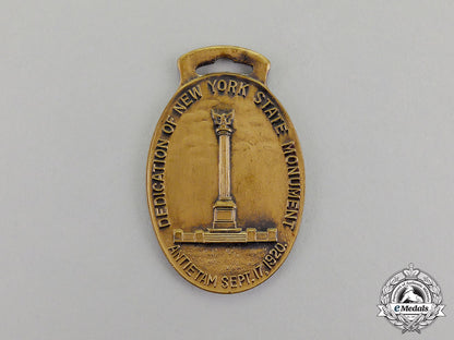 united_states._a_lot_of_eight_medals&_insignia_m17-2707