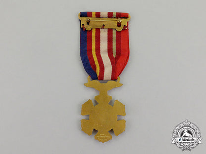 united_states._a_lot_of_three_badges_and_medals_m17-2808