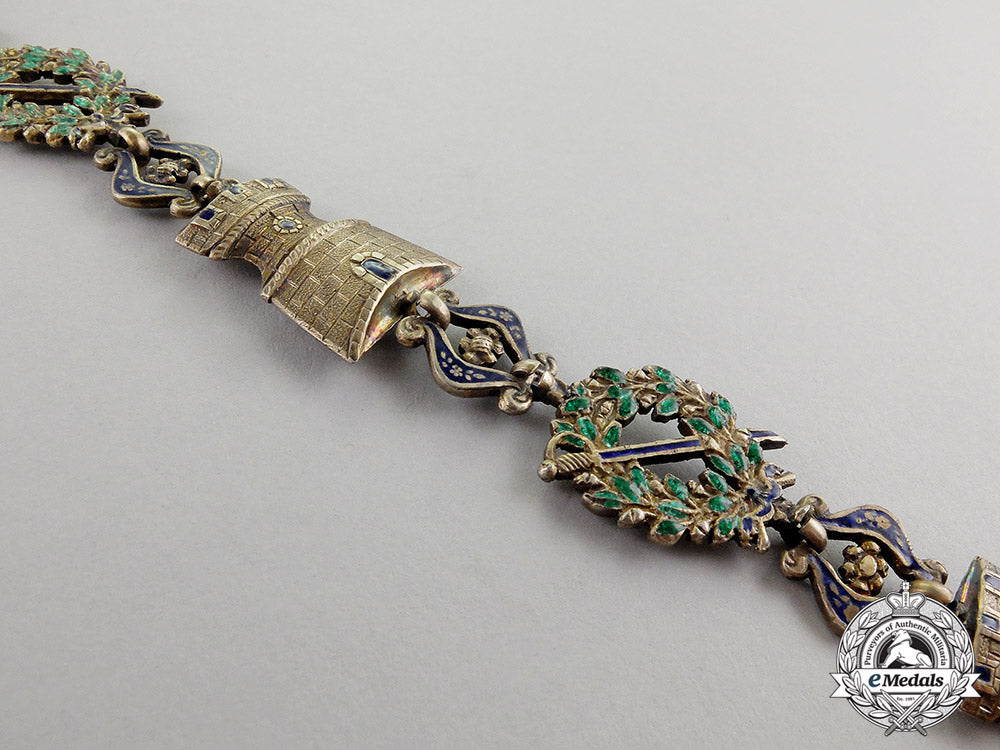 portugal,_kingdom._a_military_order_of_the_tower_and_sword,_grand_collar_chain,_by_j._a._da_costa,_c.1890_m17-2872