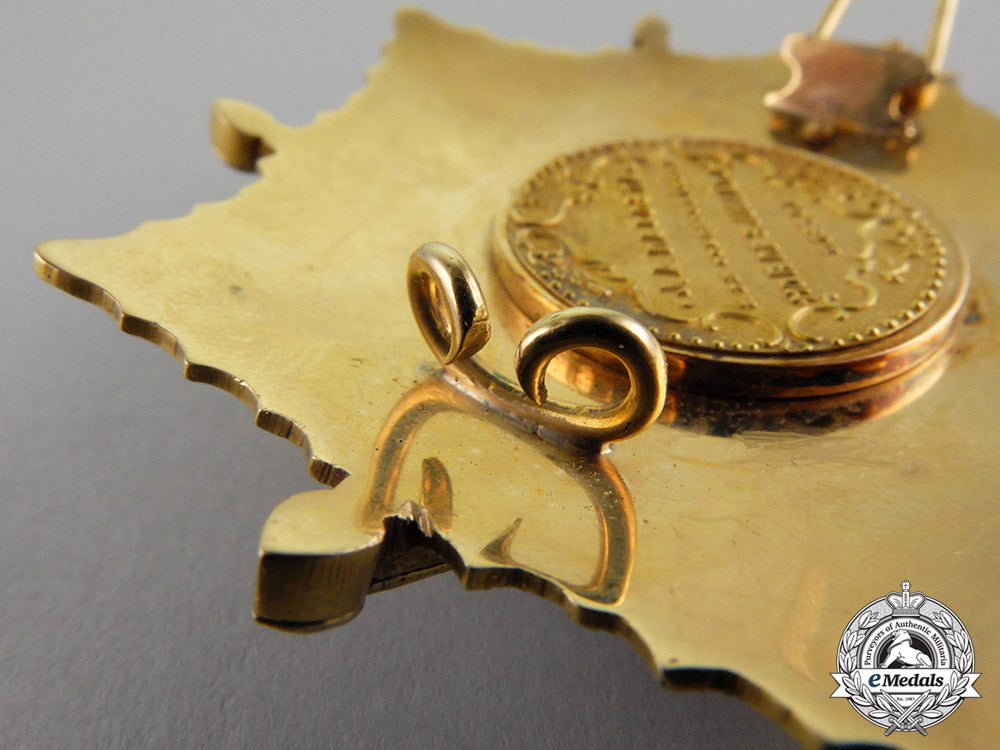 portugal,_kingdom._a_superb_order_of_the_tower_and_sword_in_gold,1_st_class_grand_cross,_c.1840_m17-2890_1_1_1_1