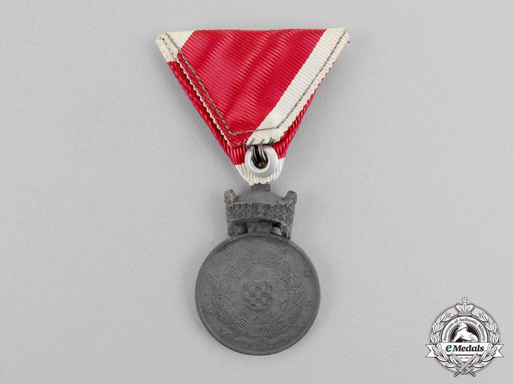 croatia._an_order_of_king_zvoninir's_crown,_silver_grade_merit_medal_with_oak_leaves_m17-3103