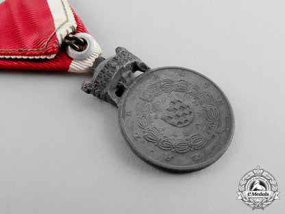 croatia._an_order_of_king_zvoninir's_crown,_silver_grade_merit_medal_with_oak_leaves_m17-3105