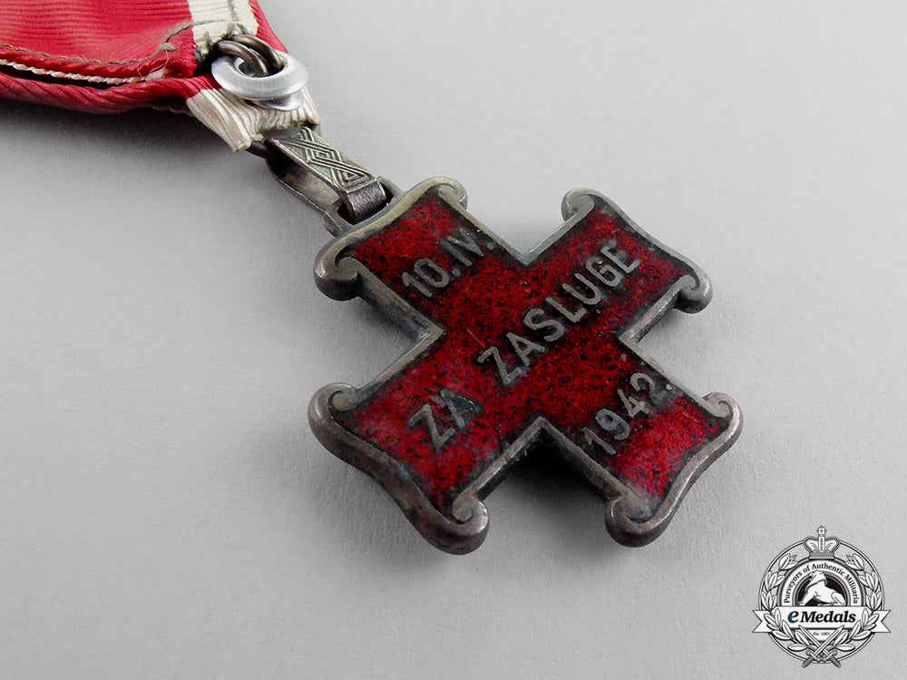 croatia._an_order_of_merit,_third_class_knight,_christian_version,_c.1943_m17-3204