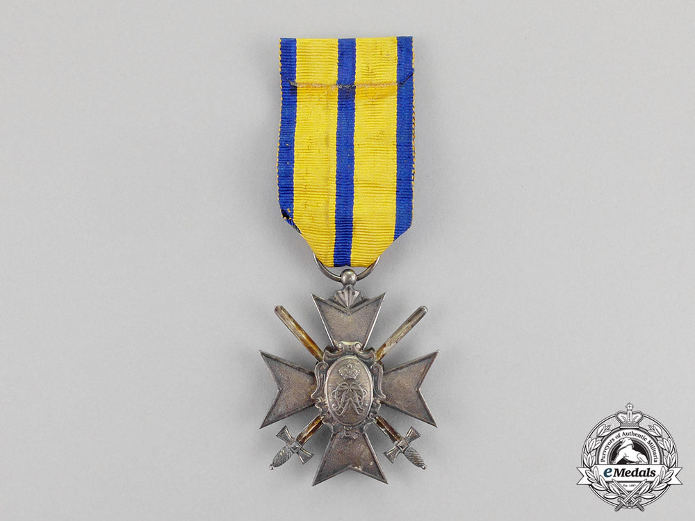 schwarzburg-_rudolstadt._an_honour_cross_fourth_class_with_swords,_c.1915_m17-3206