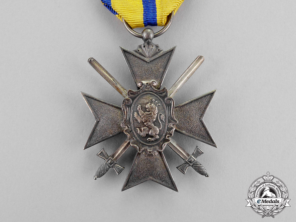 schwarzburg-_rudolstadt._an_honour_cross_fourth_class_with_swords,_c.1915_m17-3208