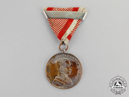 austria,_imperial._a_bravery_medal,1_st_class_silver_grade,_franz_joseph,_type_iv(1914-1916)_m17-3361