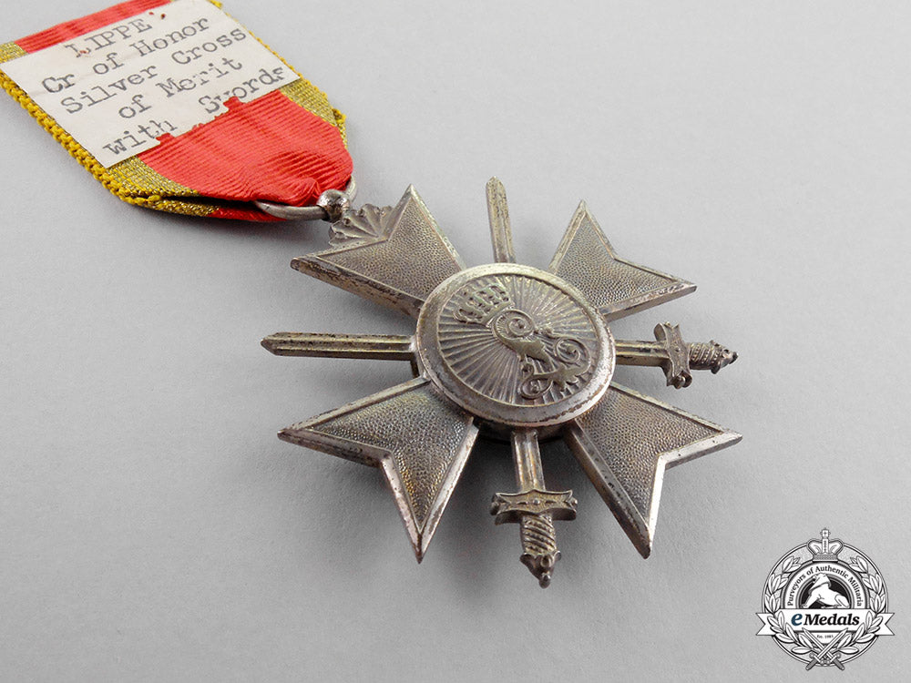 lippe._a_leopold_order_honour_cross,_fourth_class_knight_with_swords,_c.1917_m17-3445