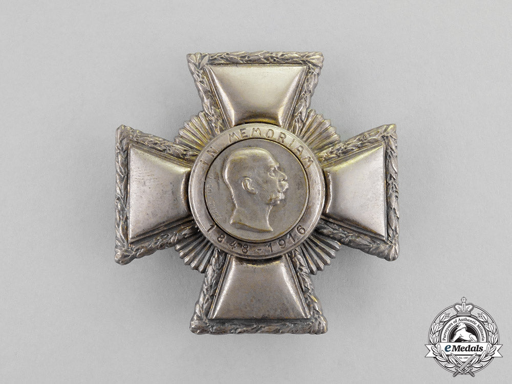 austria,_imperial._a_memorial_cross_for_kaiser_and_king_franz_joseph,2_nd_class,_c.1916_m17-3545