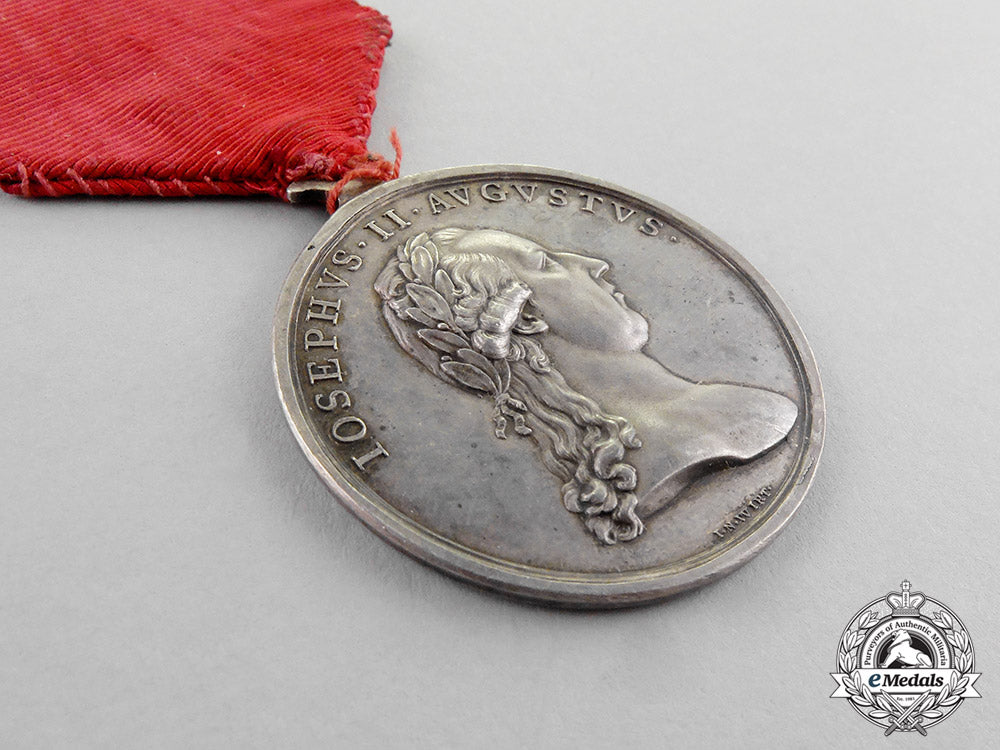 austria,_imperial._a_medal_of_honour_and_merit,_small_version,_c.1790_m17-3560