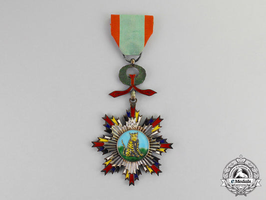 china._an_order_of_the_striped_tiger,_fourth_class_officer,_c.1915_m17-3863