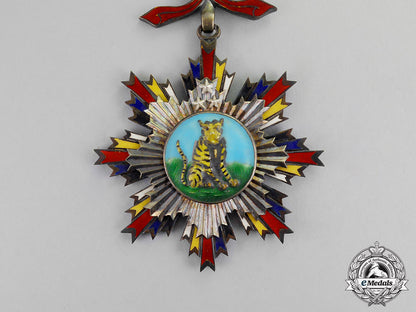 china._an_order_of_the_striped_tiger,_fourth_class_officer,_c.1915_m17-3864