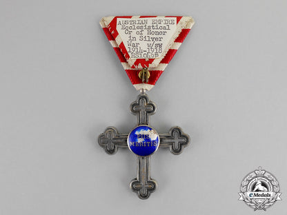 austria,_imperial._an_ecclesiastical_cross_of_honour,_second_class_with_swords,_c.1917_m17-3915