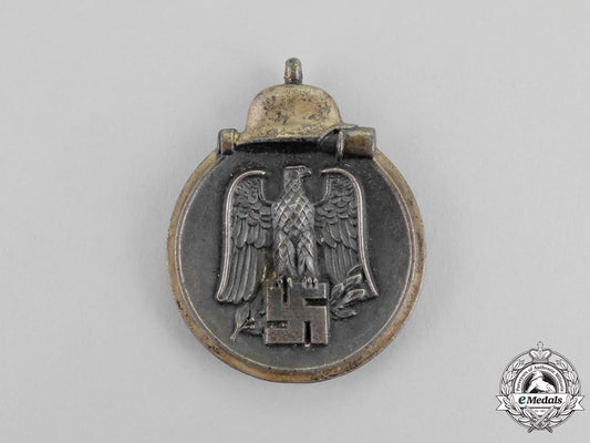 germany._a_second_war_period_commemorative_eastern_winter_campaign_medal_m17-392