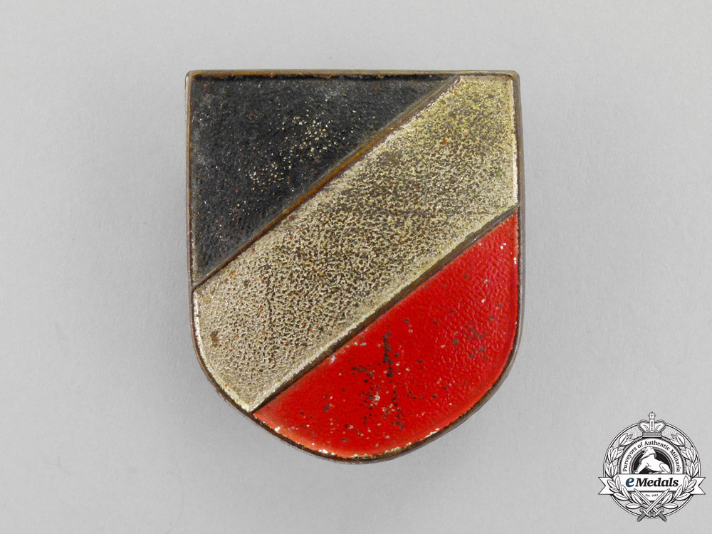 germany._a_tropical_pith_helmet_tri-_colour_cockade_insignia_m17-610