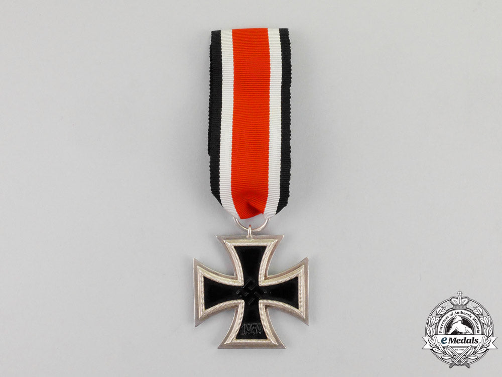 germany._a_mint_iron_cross1939_second_class_by_c._e_juncker_of_berlin_m17-616