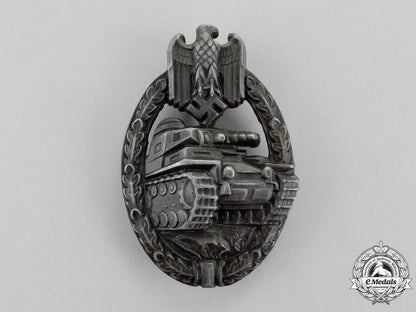 germany._a_bronze_grade_tank_badge_by_wilhelm_deumer_of_lüdenscheid_m17-645