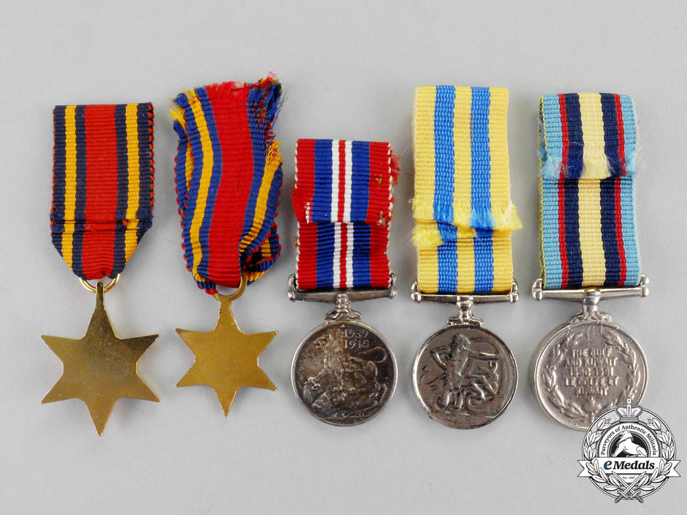 canada._a_lot_of_five_miniature_medals_m17-746