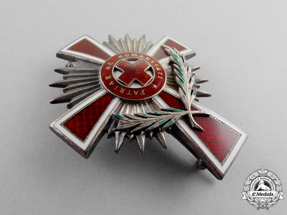 austria,_first_republic._a_honour_decoration_of_the_red_cross,_officer’s_cross,_c.1923_m17-923