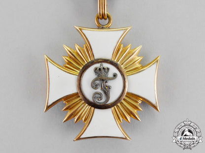 württemberg._an_order_of_friedrich_in_gold,_first_class_knight’s_cross,_c.1880_m18-0297_1_1