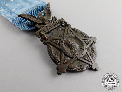united_states._an_army_medal_of_honor,_prototype,_type_iii,_c.1905_m18-0437_2_1