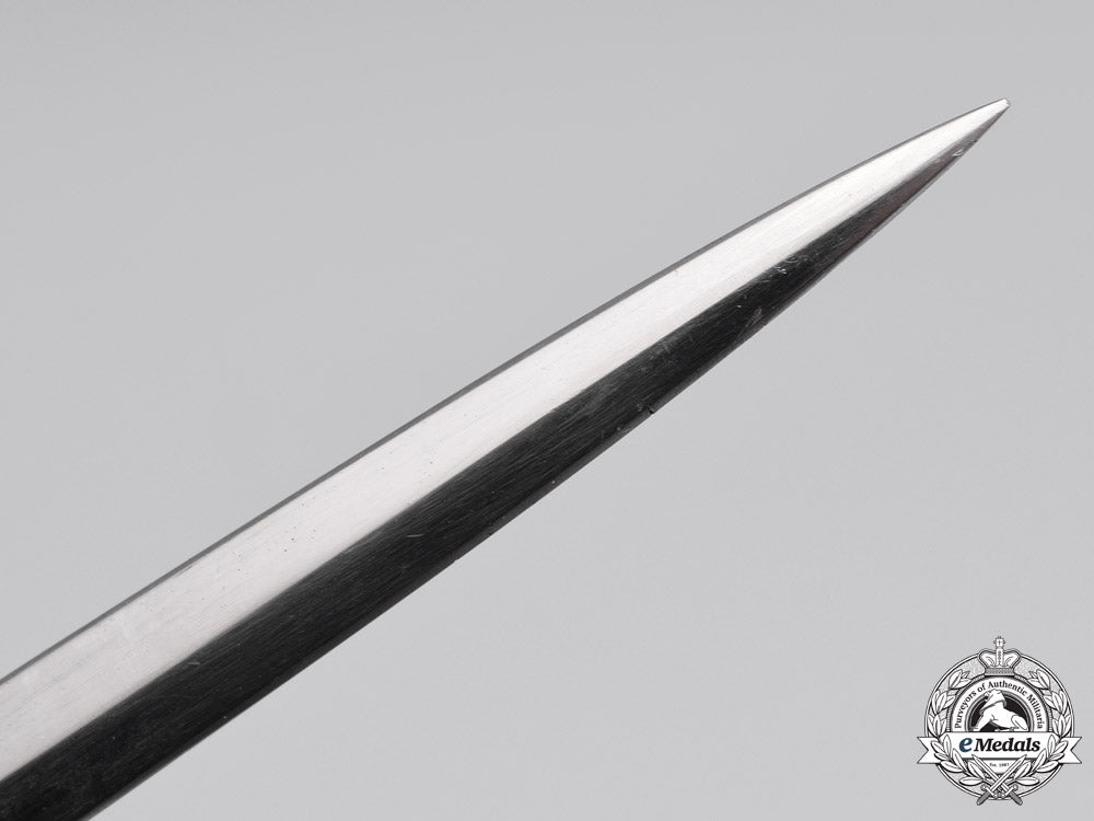 yugoslavia,_kingdom._a_naval_officer’s_dagger;_etched_with_portepee,_c.1939_m18-0509