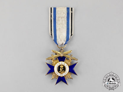 bavaria._an_order_of_military_merit,_third_class_knight_with_swords,_c.1915_m18-1094